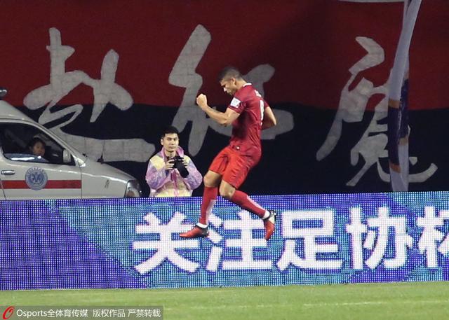 古天乐、张智霖、郑嘉颖三大男神首次齐聚，再掀反贪风暴，格外吸睛
